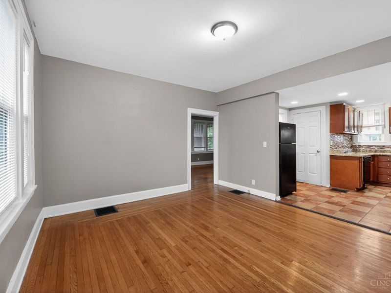 3017 Montana Avenue, Cincinnati, OH 45211 Photo 9