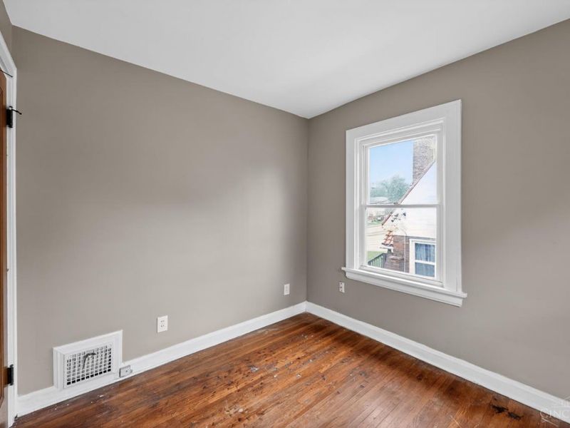 2738 Montana Avenue, Cincinnati, OH 45211 Photo 10