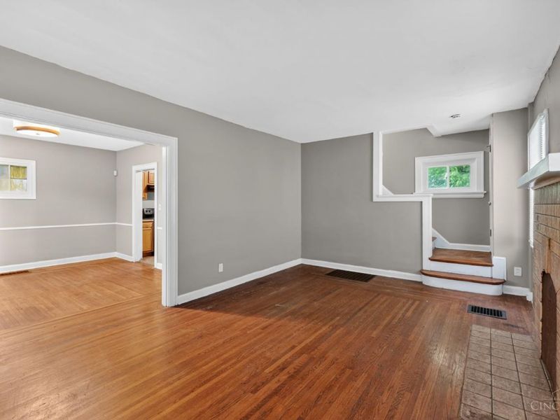 2738 Montana Avenue, Cincinnati, OH 45211 Photo 6