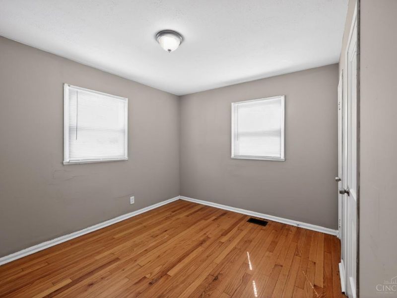 1923 Ashbrook Drive, Cincinnati, OH 45238 Photo 10