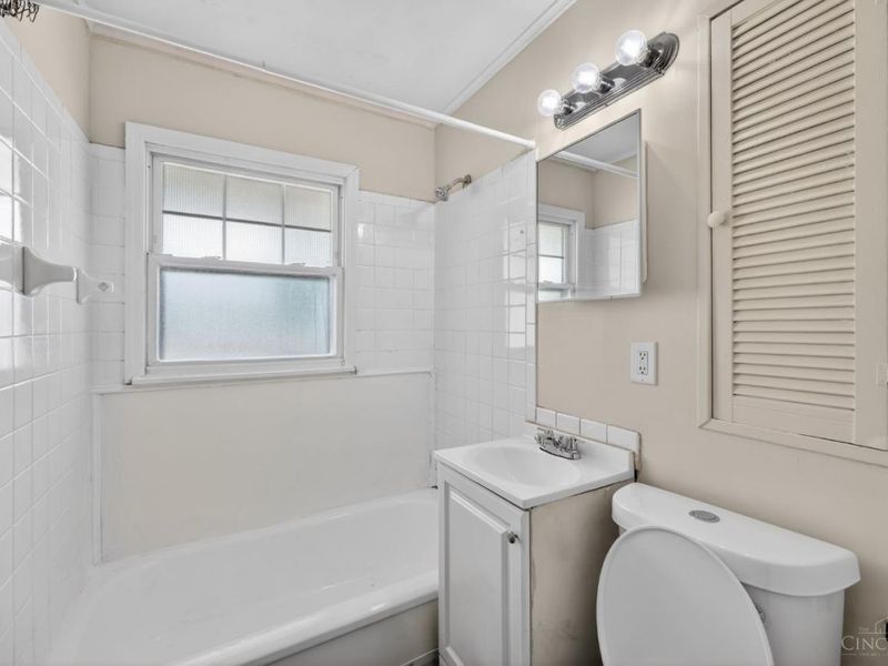 1923 Ashbrook Drive, Cincinnati, OH 45238 Photo 28