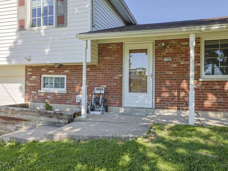 11287 Templeton Drive, Colerain Township, OH 45251 Photo 3