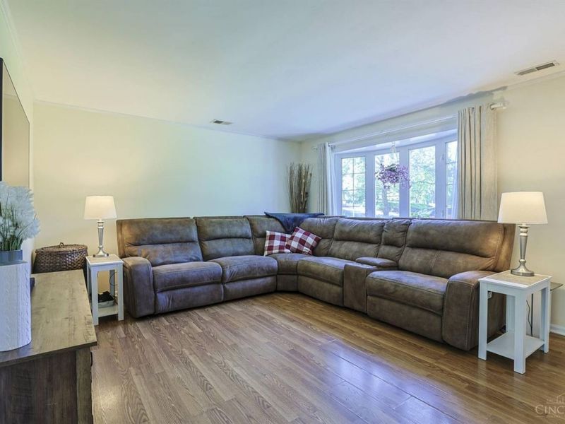 5310 E Kemper Road, Sharonville, OH 45241 Photo 4