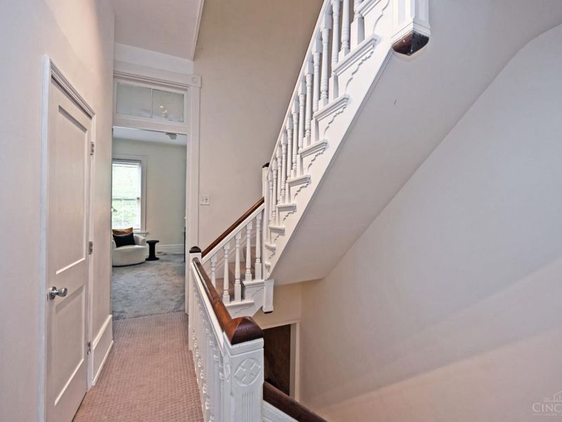 915 Paradrome Street, Cincinnati, OH 45202 Photo 20