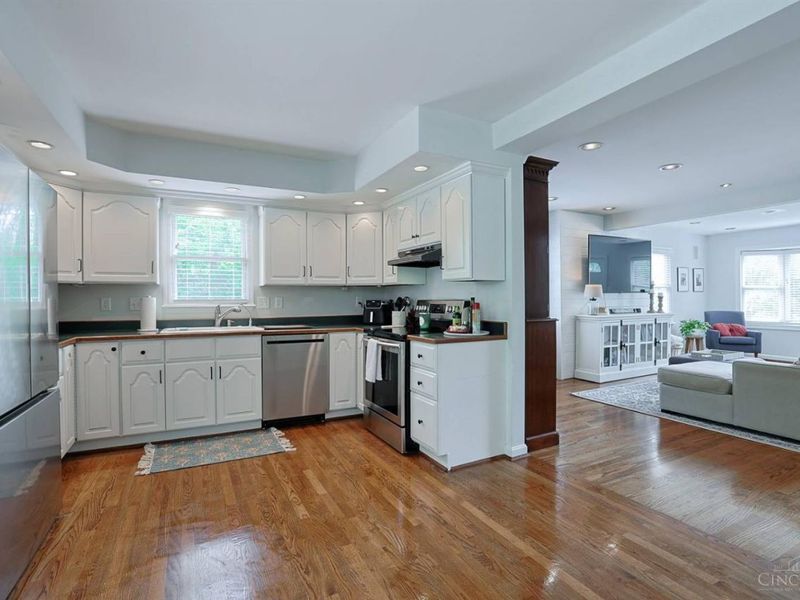 9695 Loveland Madeira Road, Symmes Township, OH 45140 Photo 11