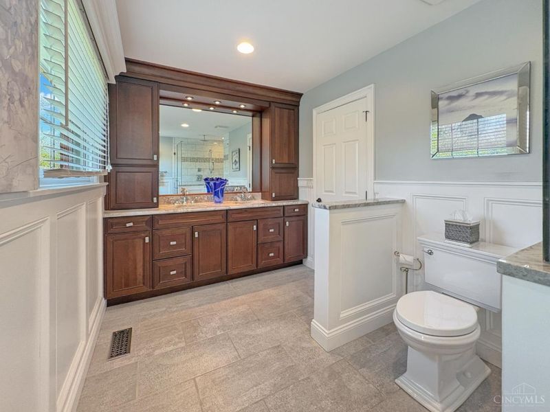 143 Churchill Court, Loveland, OH 45140 Photo 32