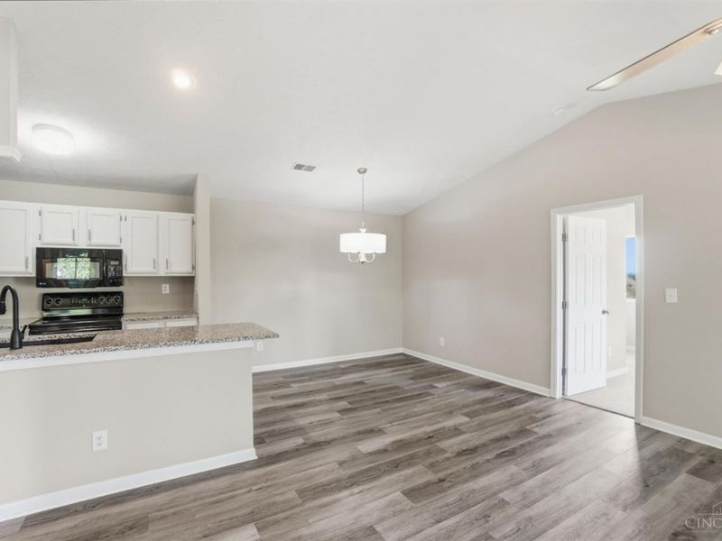8900 Eagleview Drive, Unit 11, West Chester, OH 45069 Photo 28