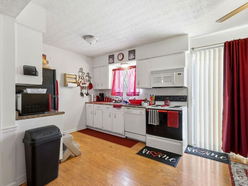 9419 Haddington Court, Unit 160, Colerain Township, OH 45251 Photo 11