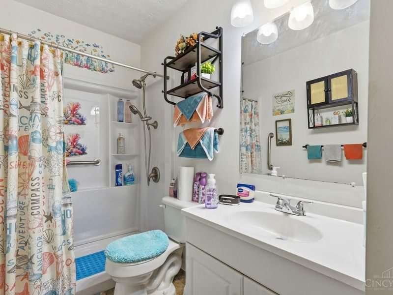 9419 Haddington Court, Unit 160, Colerain Township, OH 45251 Photo 24