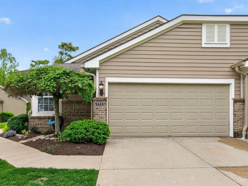 5953 Castlewood Crossing, Miami Twp, OH 45150 Photo 3