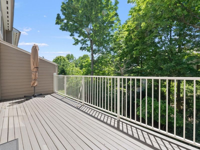 5927 Castlewood Crossing, Miami Twp, OH 45150 Photo 25