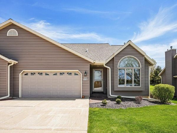 N204W16184 Jackson DRIVE, Jackson, WI 53037