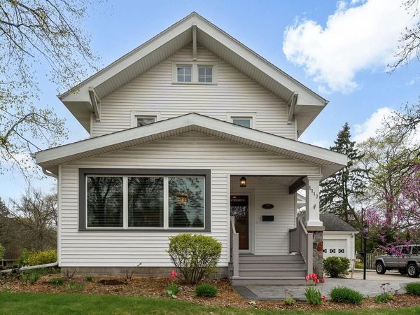1115 Racine AVENUE, Unit 1117, Waukesha, WI 53186