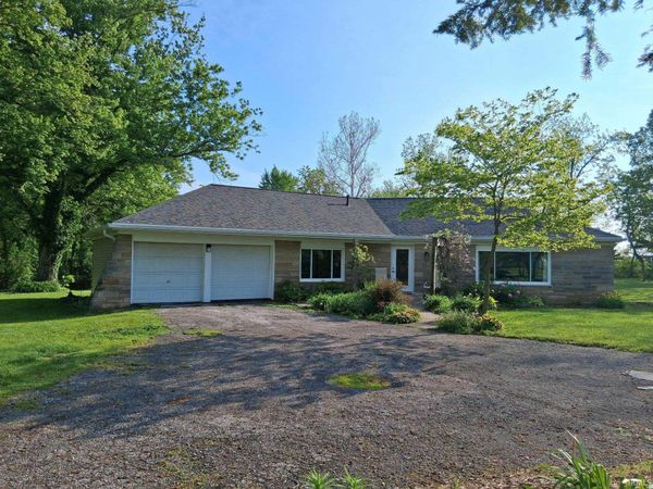 10116 Goshen Road, Fort Wayne, IN 46818