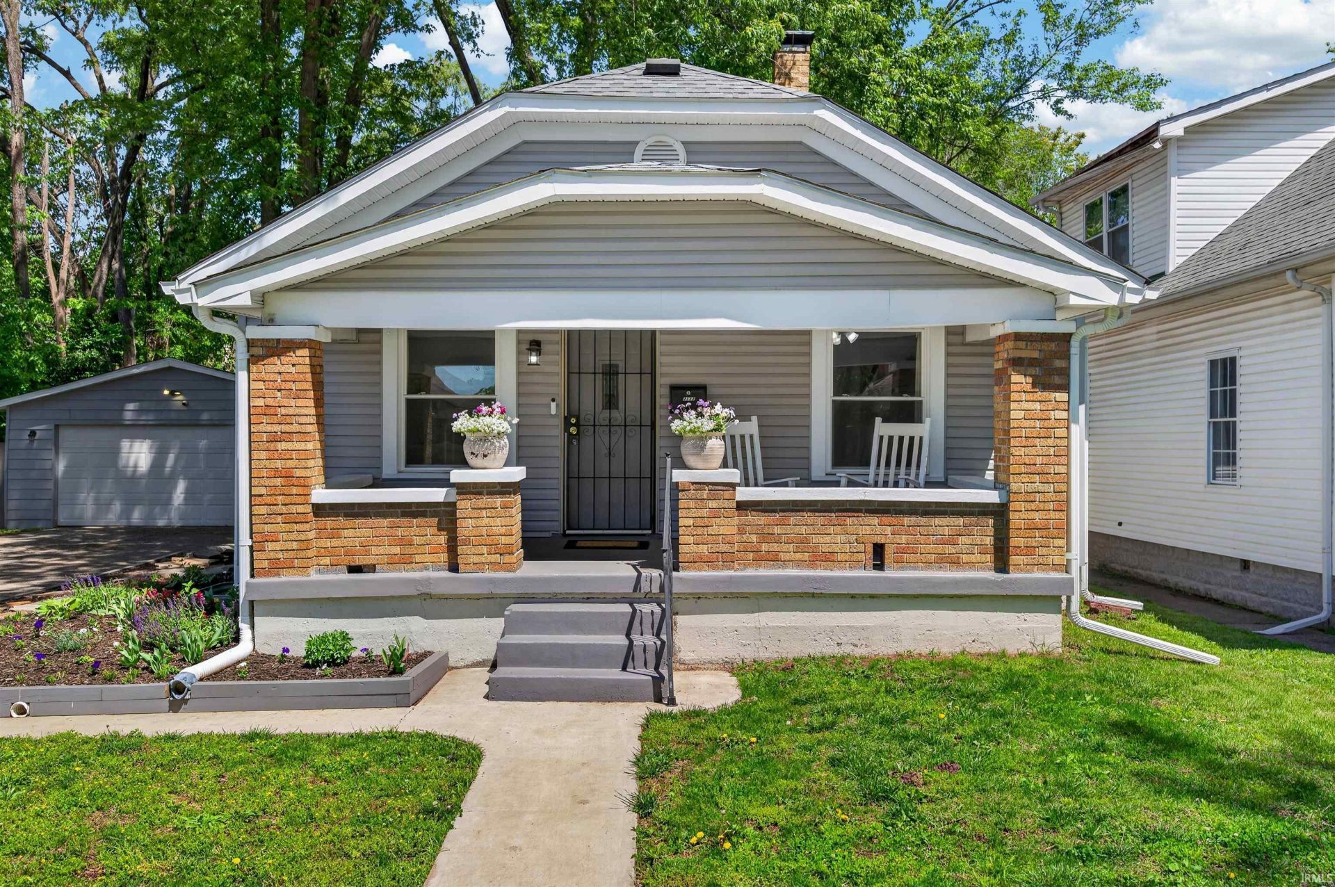 2112 Putnam Street, Terre Haute, IN 47803 Main Photo