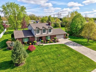 6338 Covered Wagons Trail, Flint Twp, MI 48532