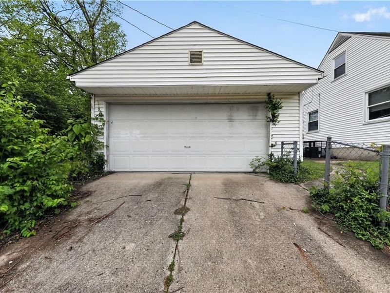 4545 Greenwich Village Avenue, Dayton, OH 45406 Photo 8