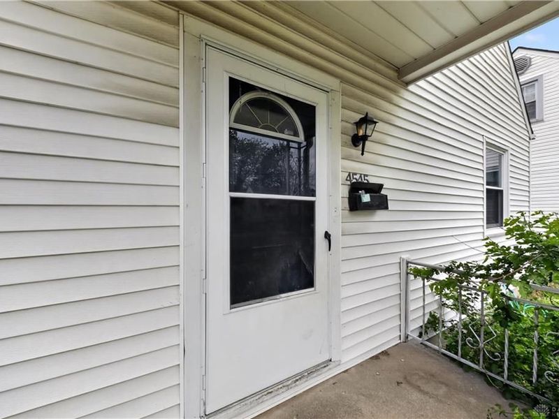 4545 Greenwich Village Avenue, Dayton, OH 45406 Photo 9