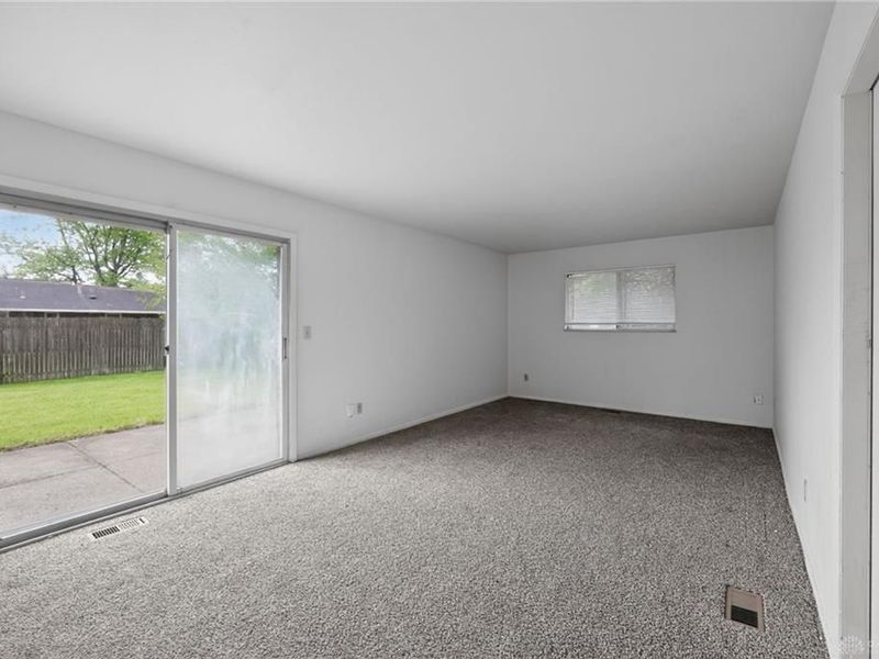 4436 Procuniar Drive, Huber Heights, OH 45424 Photo 17