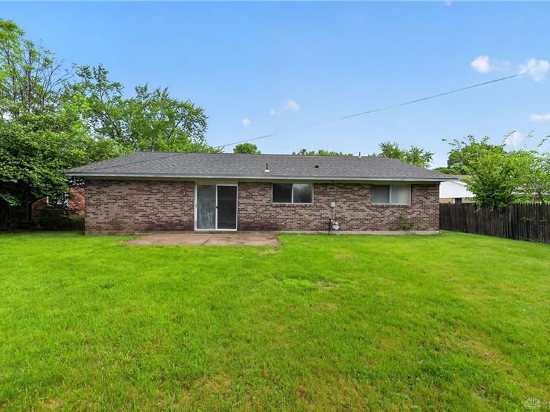 4436 Procuniar Drive, Huber Heights, OH 45424 Photo 2