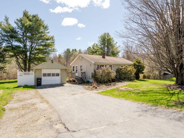 203 Gray Road , Falmouth, ME 04105
