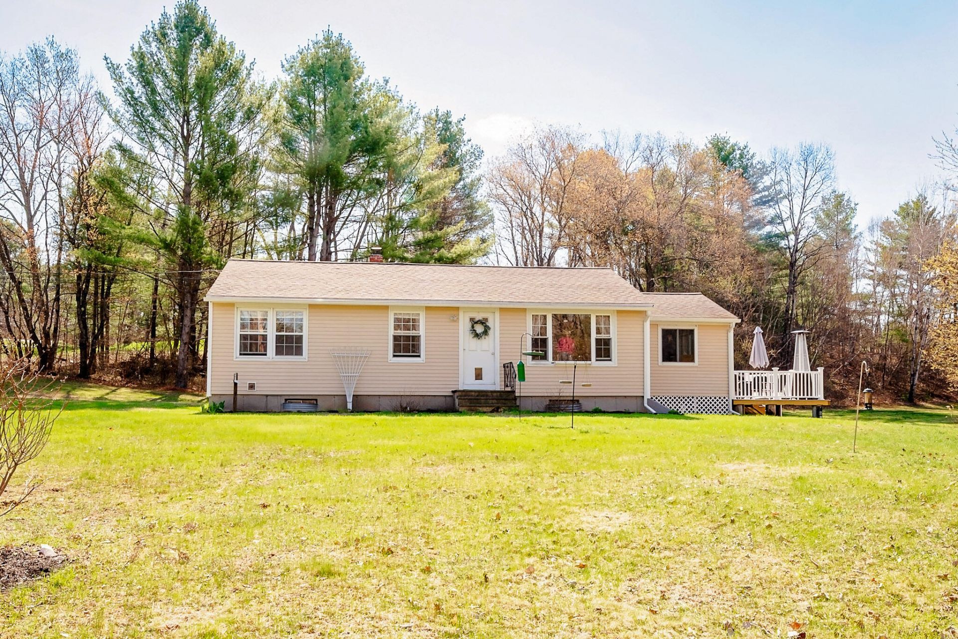 171 Adams Circle, Farmington, ME 04938 Main Photo