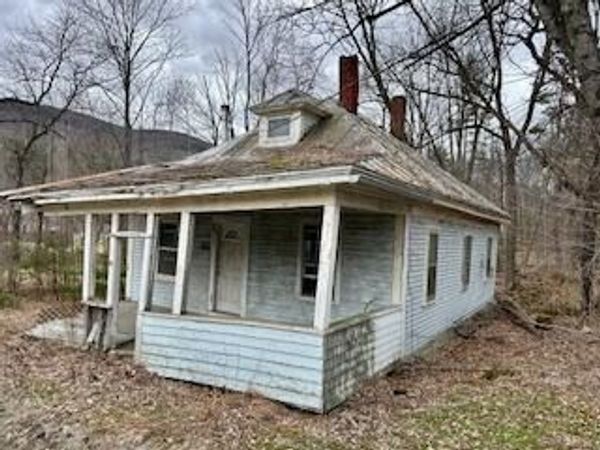 32 Lake Street , New Vineyard, ME 04956