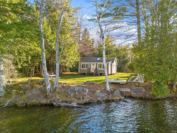 38 Jacoby Lane, Searsport, ME 04974