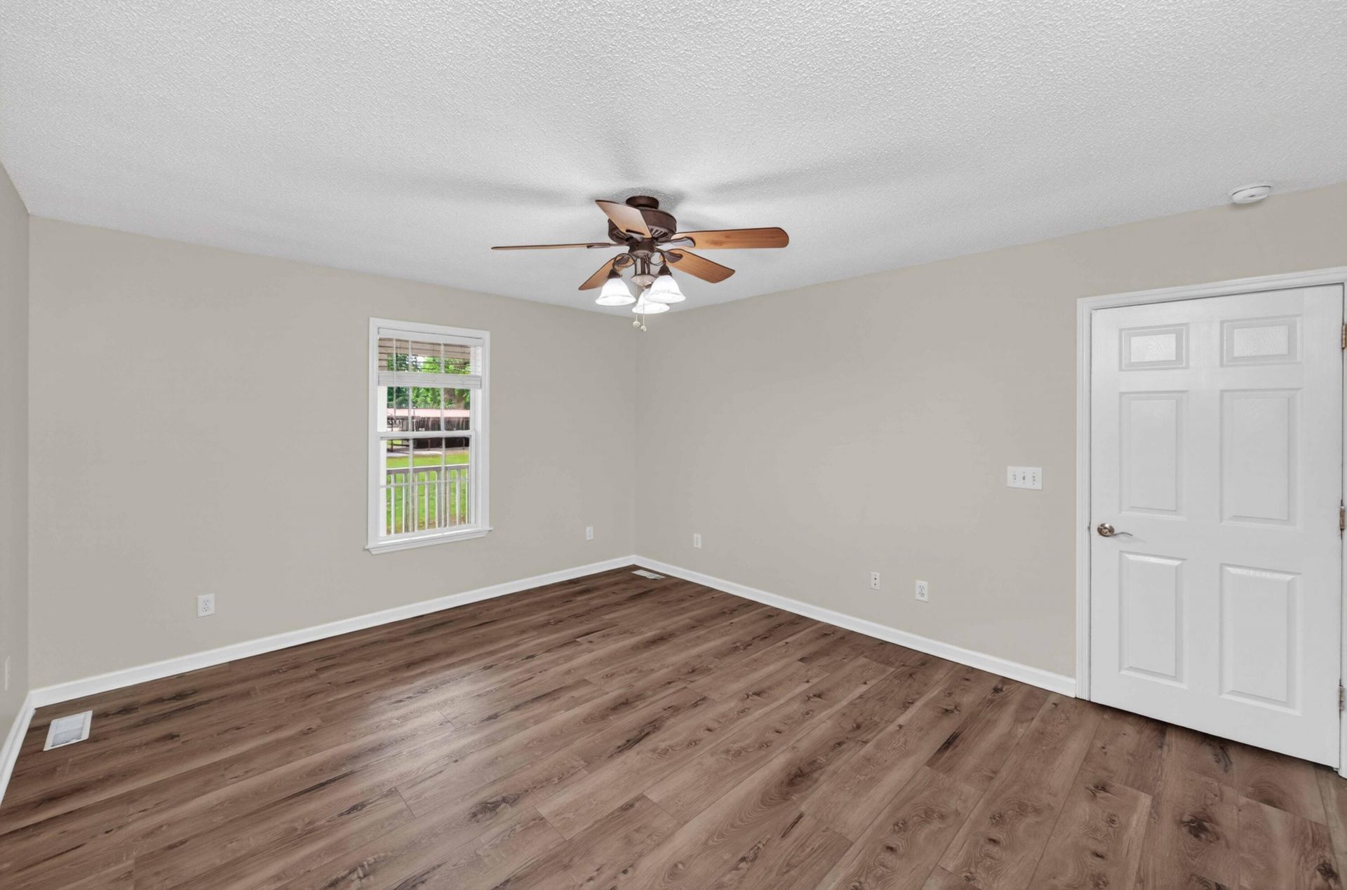 133 Rockin Horse Lane Photo 30