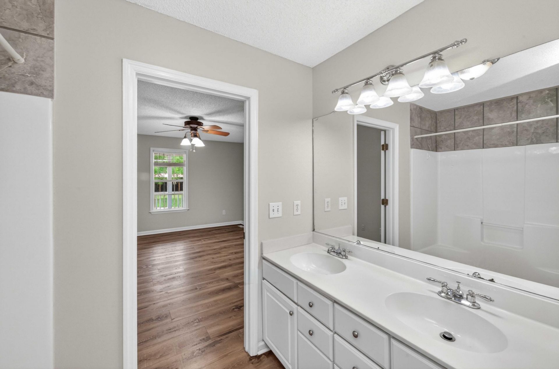 133 Rockin Horse Lane Photo 34