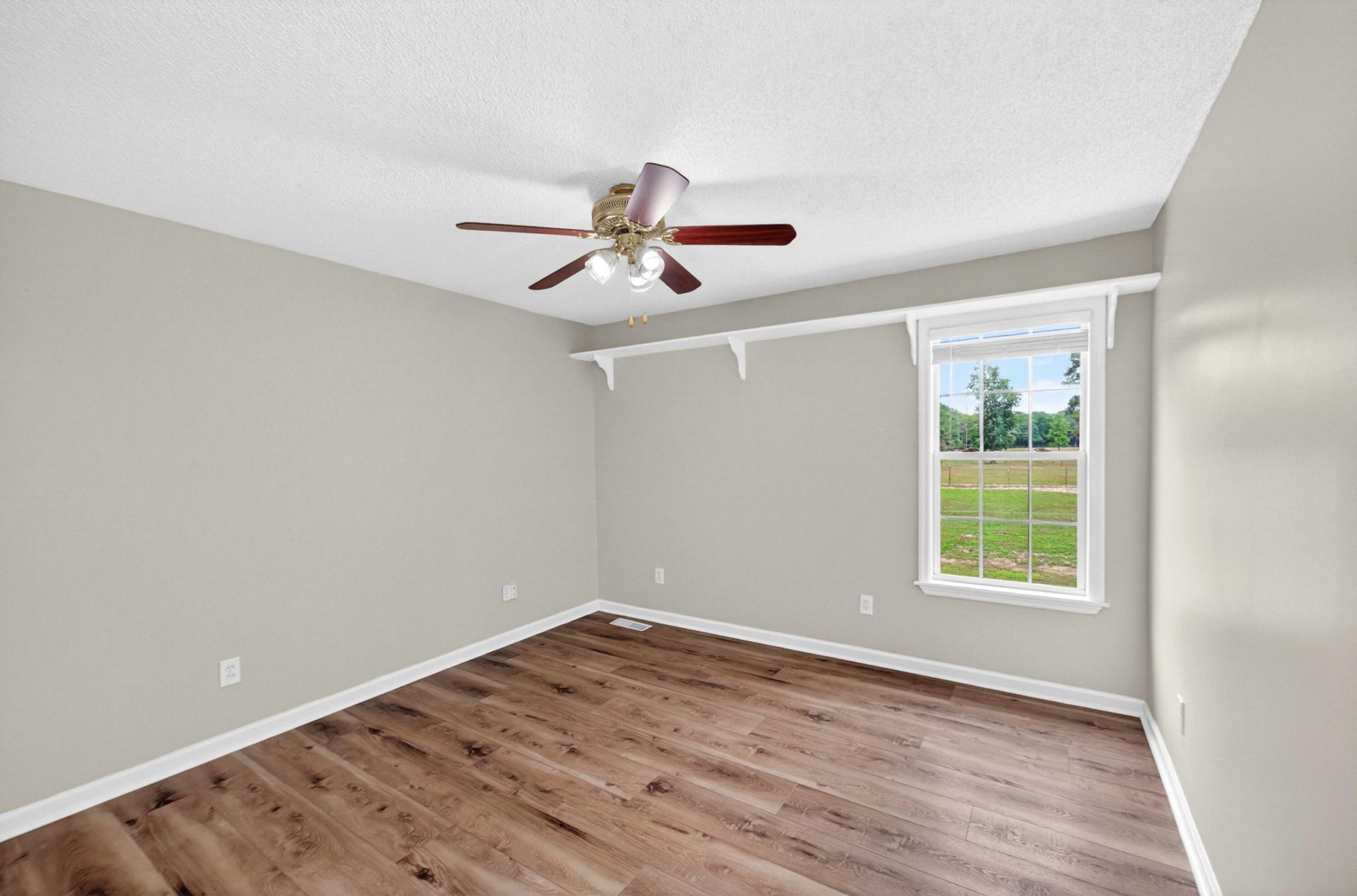 133 Rockin Horse Lane Photo 36