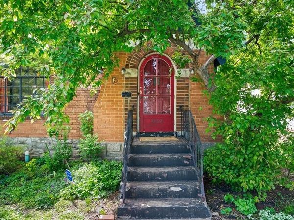 7404 Walnut Street, Kansas City, MO 64114
