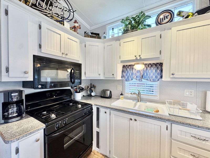 11216 Tecumseh Path, Lakeview, OH 43331 Photo 26
