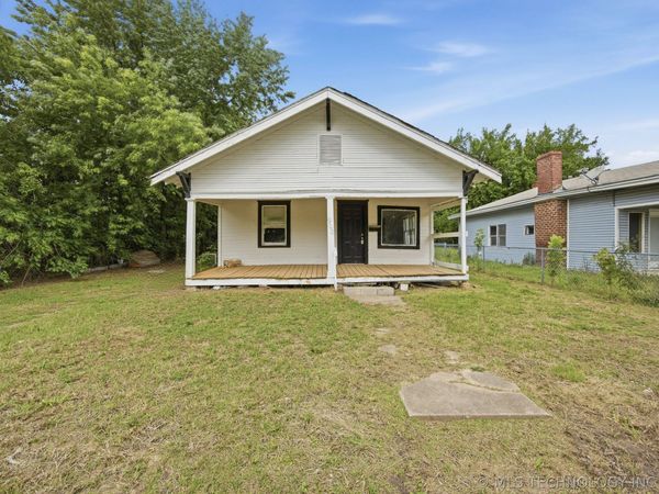 908 N Collins Avenue , Okmulgee, OK 74447