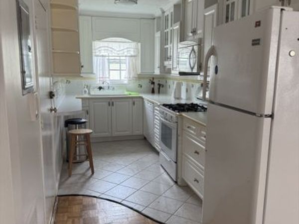 137 Lake Shore Rd, Unit 2, Boston, MA 02135