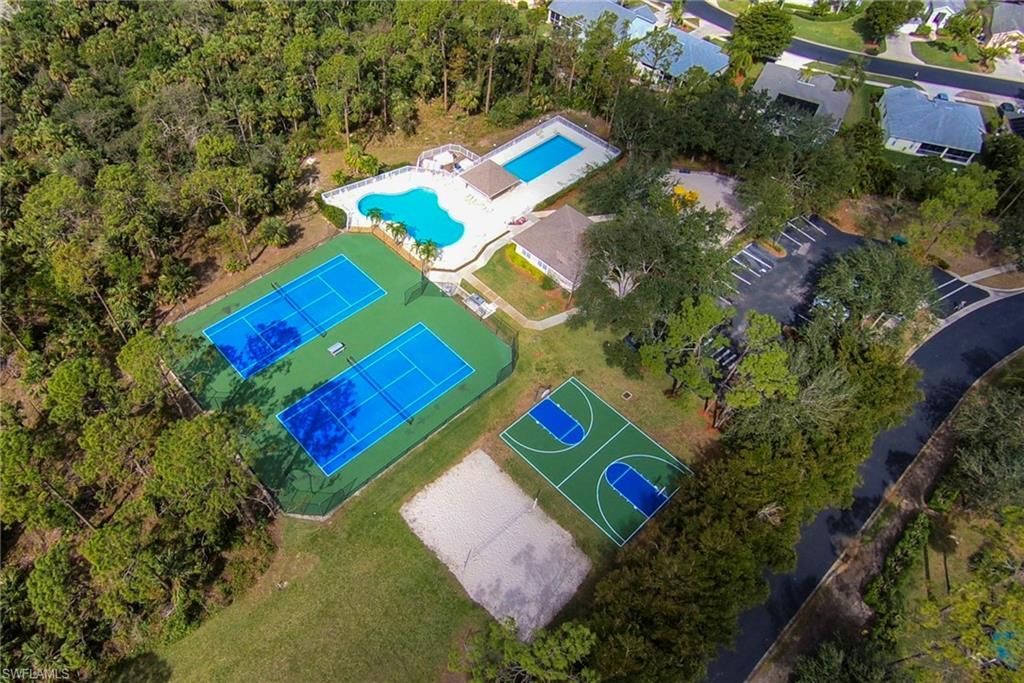 912 Briarwood Blvd, Naples, FL 34104 Photo
