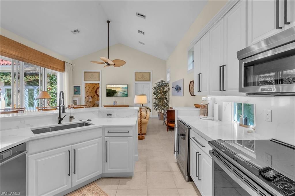 7060 Verde Way, Naples, FL 34108 Photo