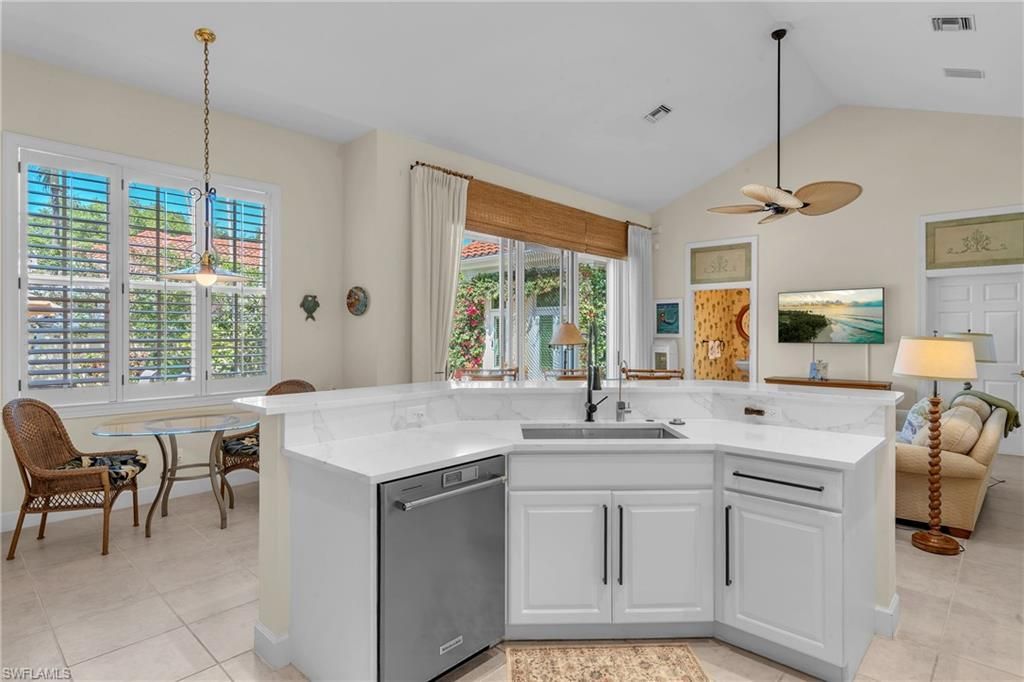 7060 Verde Way, Naples, FL 34108 Photo