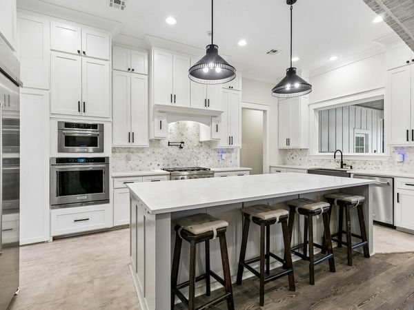 634 W Bayou Dr, Pierre Part, LA 70339