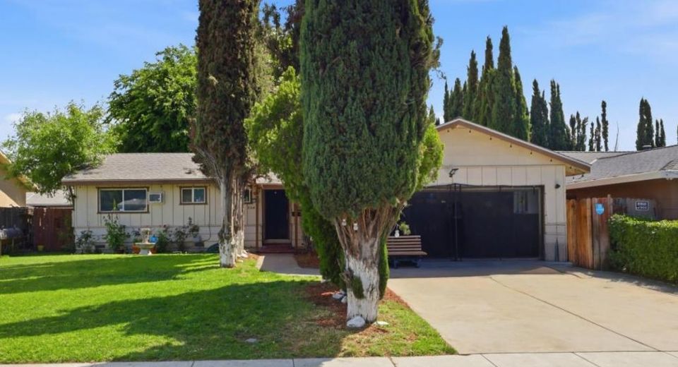 2316 Matson Dr, Sacramento, CA 95822 Photo