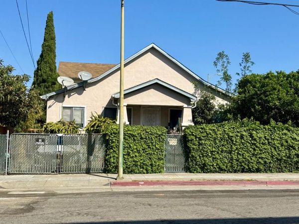 1547 8th Ave, Oakland, CA 94606