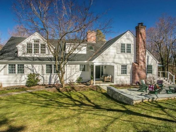 5 Hoffman Road , Mount Kisco, NY 10549
