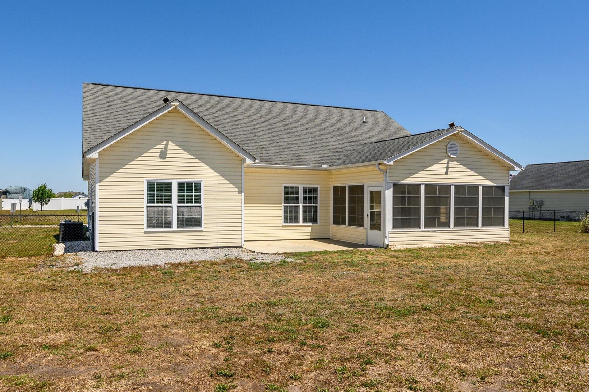 728 American Beech St. Photo 33