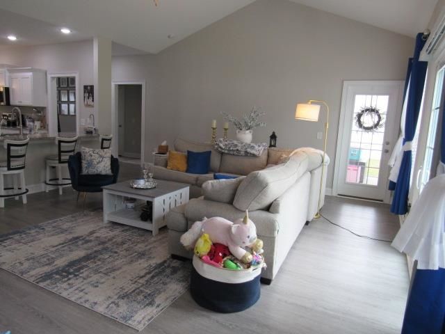 2422 Nichols Hwy.  Photo 12