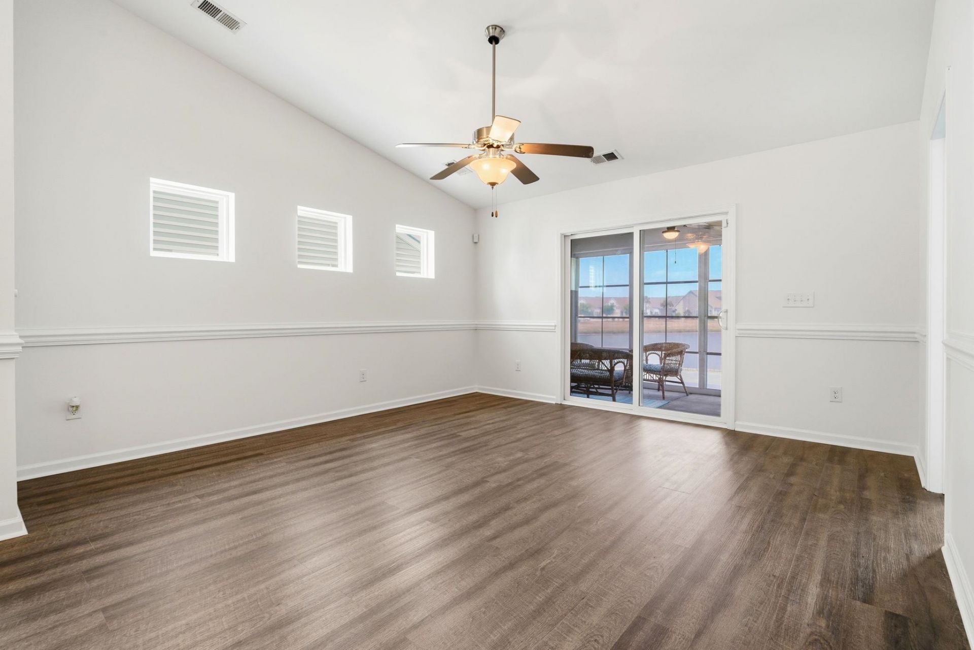 4443 Livorn Loop Photo 19