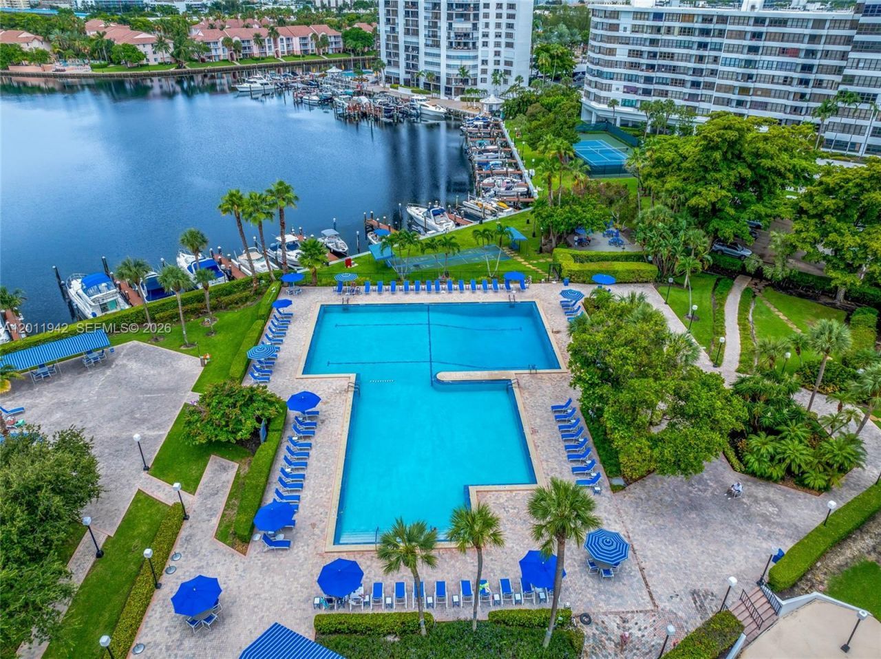 600 Three Islands Blvd , Unit 212, Hallandale Beach, FL 33009 Photo