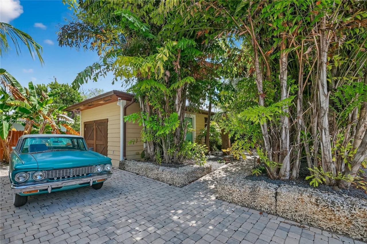 85 Henry Morgan Dr , Key Largo, FL 33037 Photo