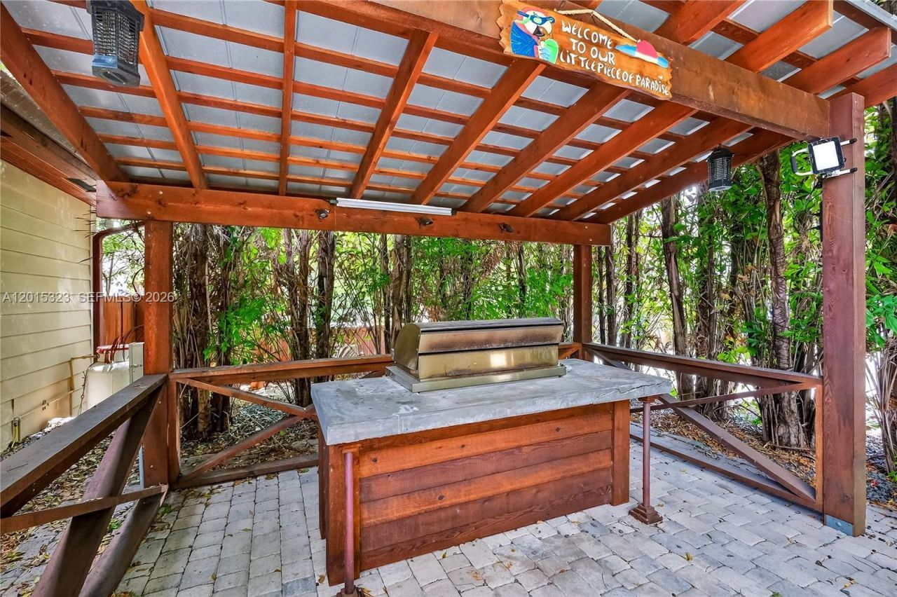 85 Henry Morgan Dr , Key Largo, FL 33037 Photo