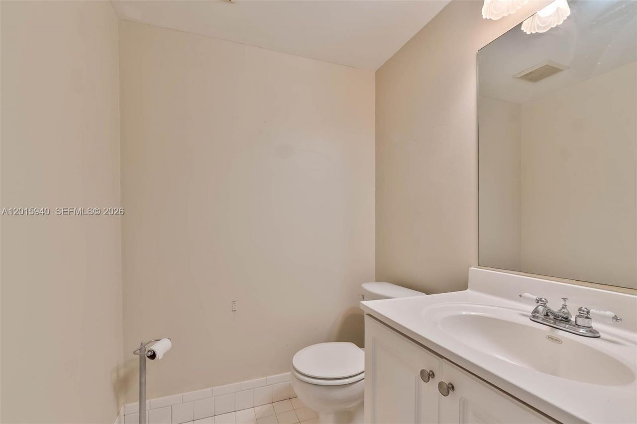 13355 SW 9th Ct, Unit 104H, Pembroke Pines, FL 33027 Photo