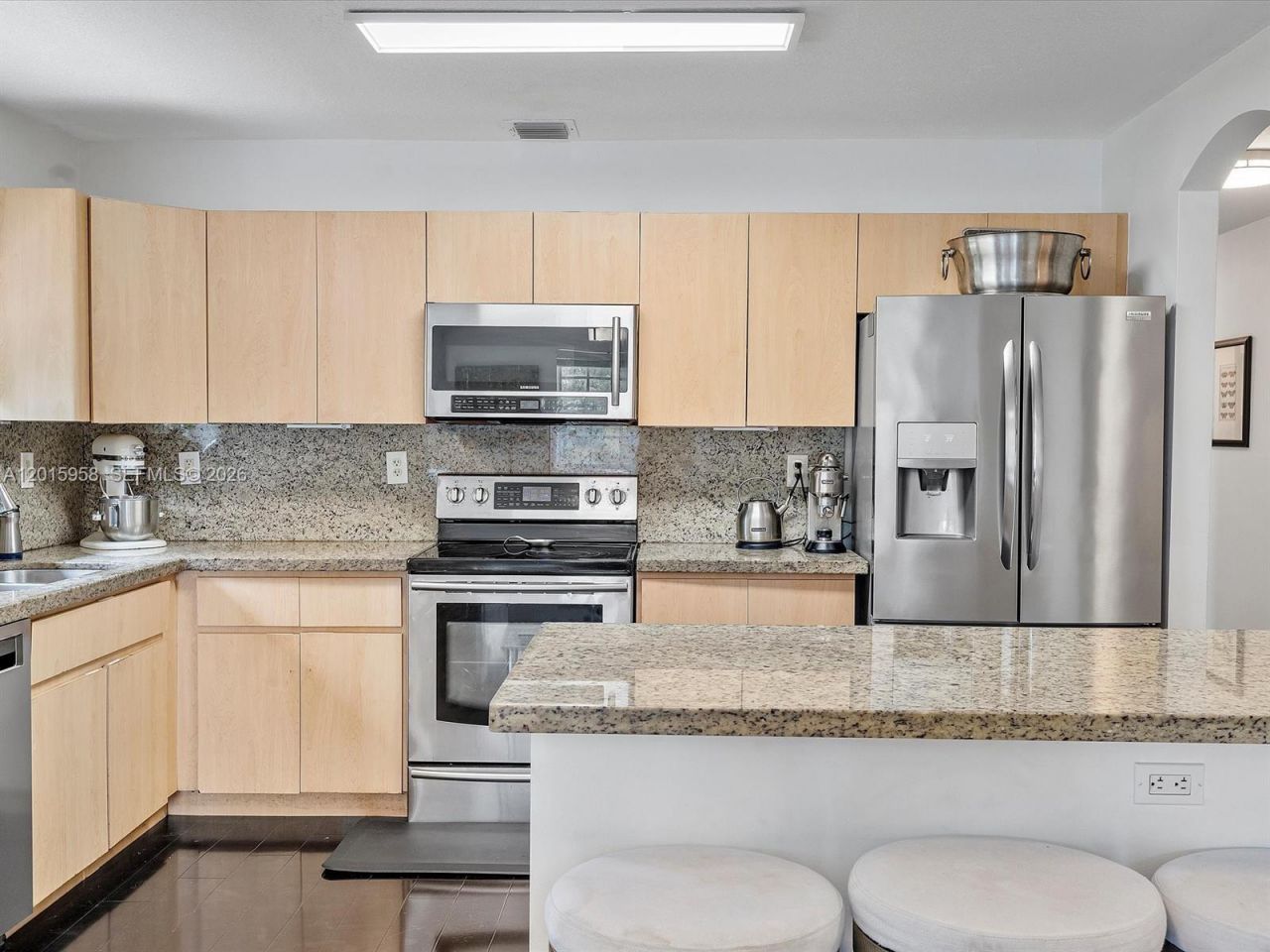 200 SW 2nd Ave , Hallandale Beach, FL 33009 Photo